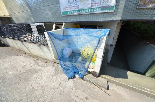 ガーデンスクエア国立の物件内観写真